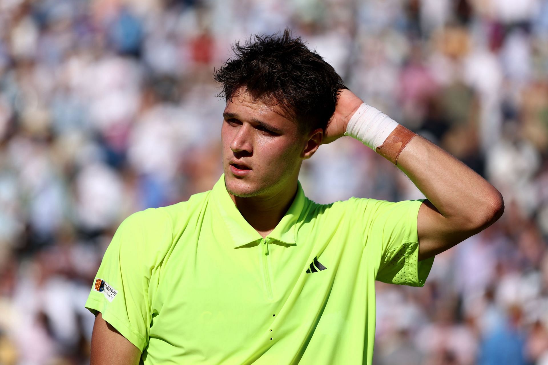 Mensik reacts after his win in the Queen's Club Championships - Day Eight - Source: Getty